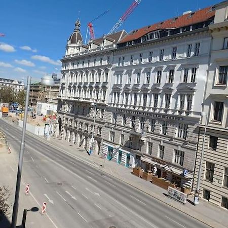 Sehr Zentral Gelegen Apartamento Viena Exterior foto